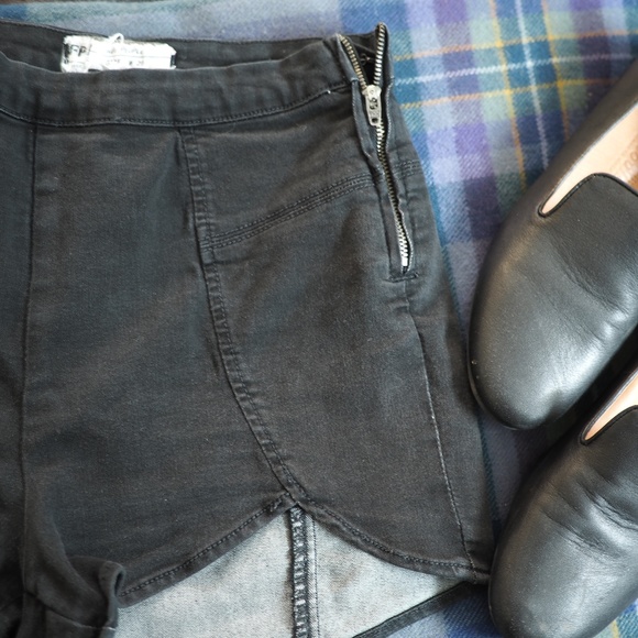 Free People Black Shorts - Picture 6 of 6